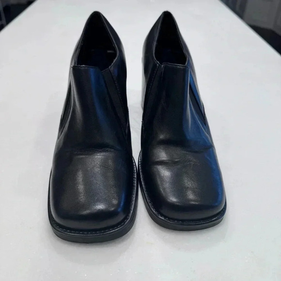 Aeropostale Gillian’s Women’s Black Leather Slip On Loafers Square Toe Size 7.5 - Picture 2 of 10